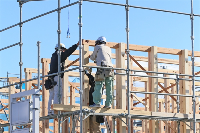 千葉県で足場施工スタッフ・営業スタッフの求人募集をしております。