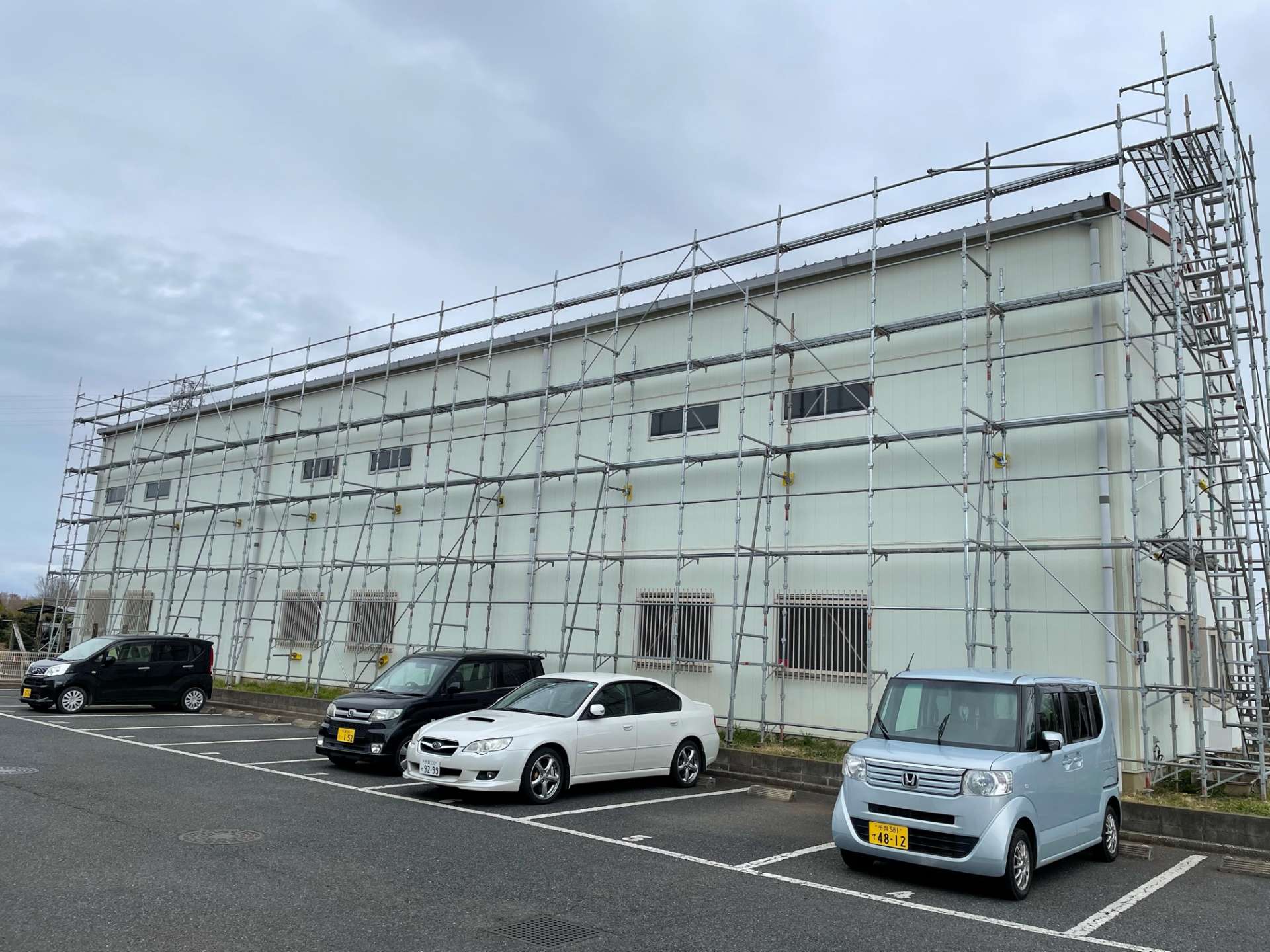 千葉県で足場工事スタッフ・営業スタッフの求人募集をおこなってます。